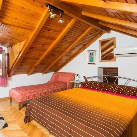 Mia -three-bedroom With Swimming Pool アパート