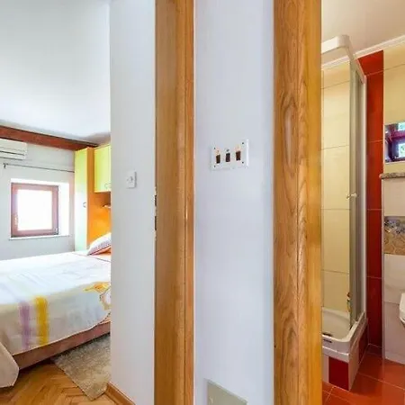 Villa Mia -three-bedroom With Swimming Pool