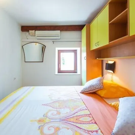 Villa Mia -three-bedroom With Swimming Pool *