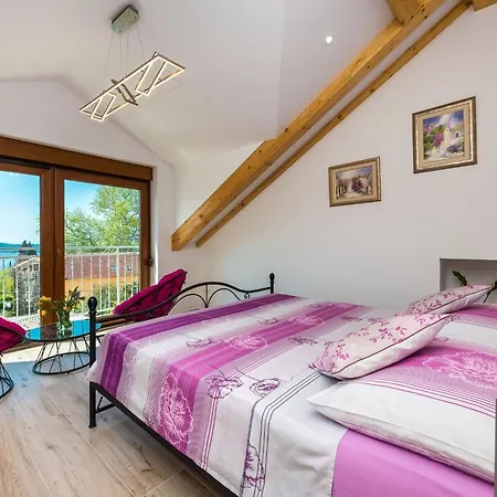 Villa Mia -three-bedroom With Swimming Pool *